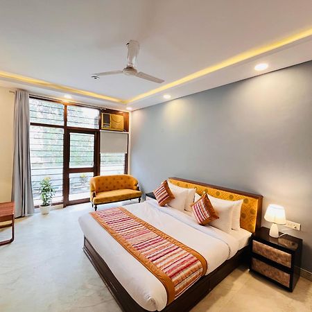 Grove Residency Hauz Khas New Delhi Couple Friendly Hotel Exterior photo