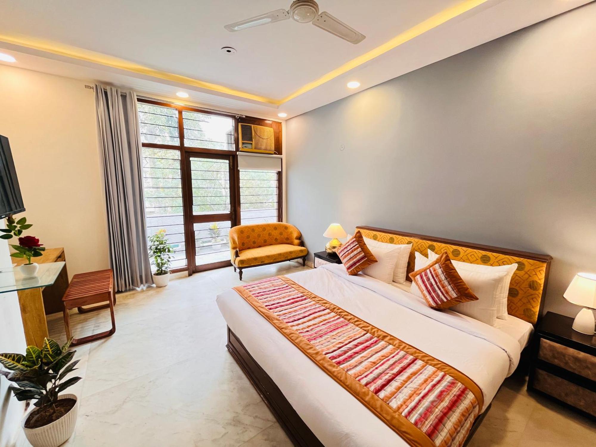 Grove Residency Hauz Khas New Delhi Couple Friendly Hotel Exterior photo